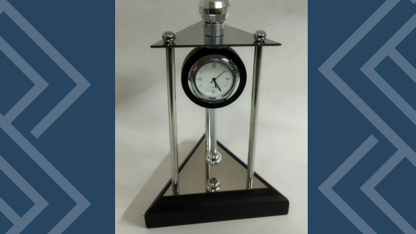 Table Pendulum Watch